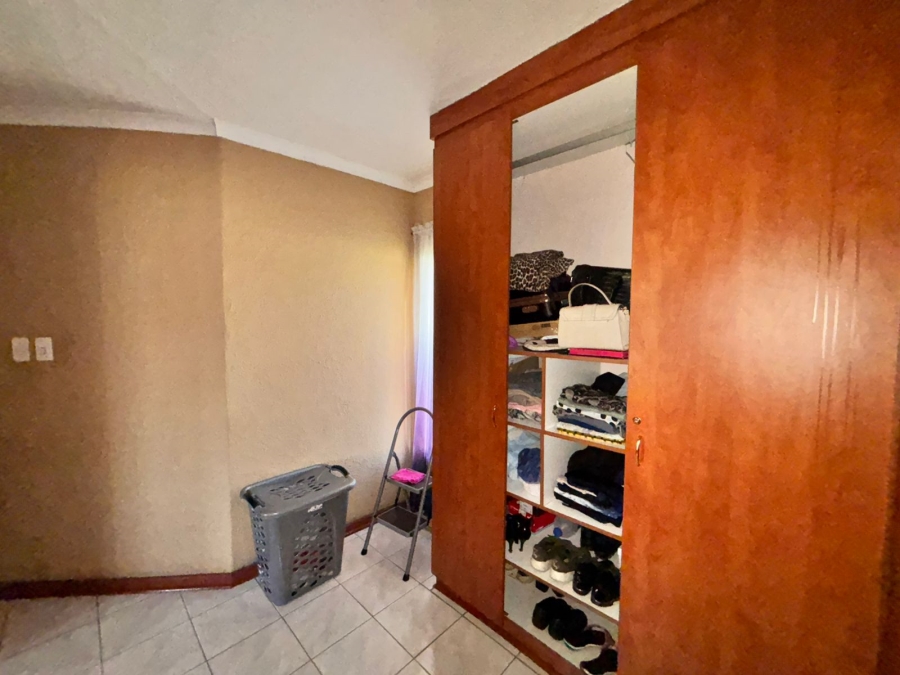 4 Bedroom Property for Sale in Parys Free State